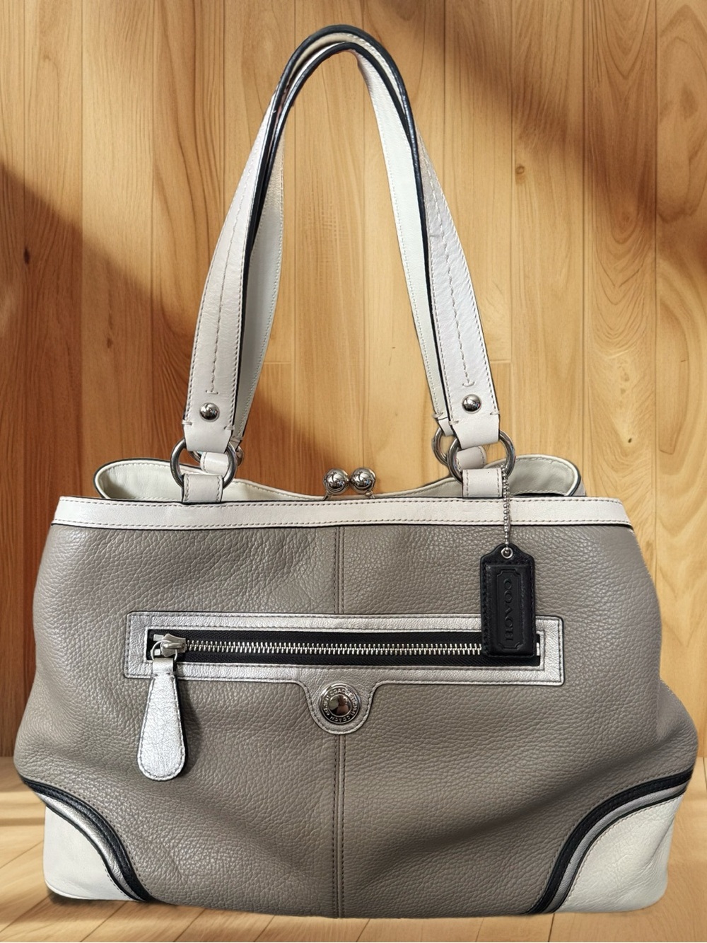 Coach Laura Spectator Carryall Gray Ivory Pebbled Leather Tote Purse 15145